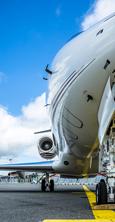 nose gear on citation excel charter jet